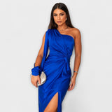 Juli - Elegáns Ruha Kifinomultsággal