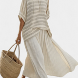 Daisy bambusz vászon szett elegáns csíkos pólóval és laza nadrággal a modern és kényelmes stílusért