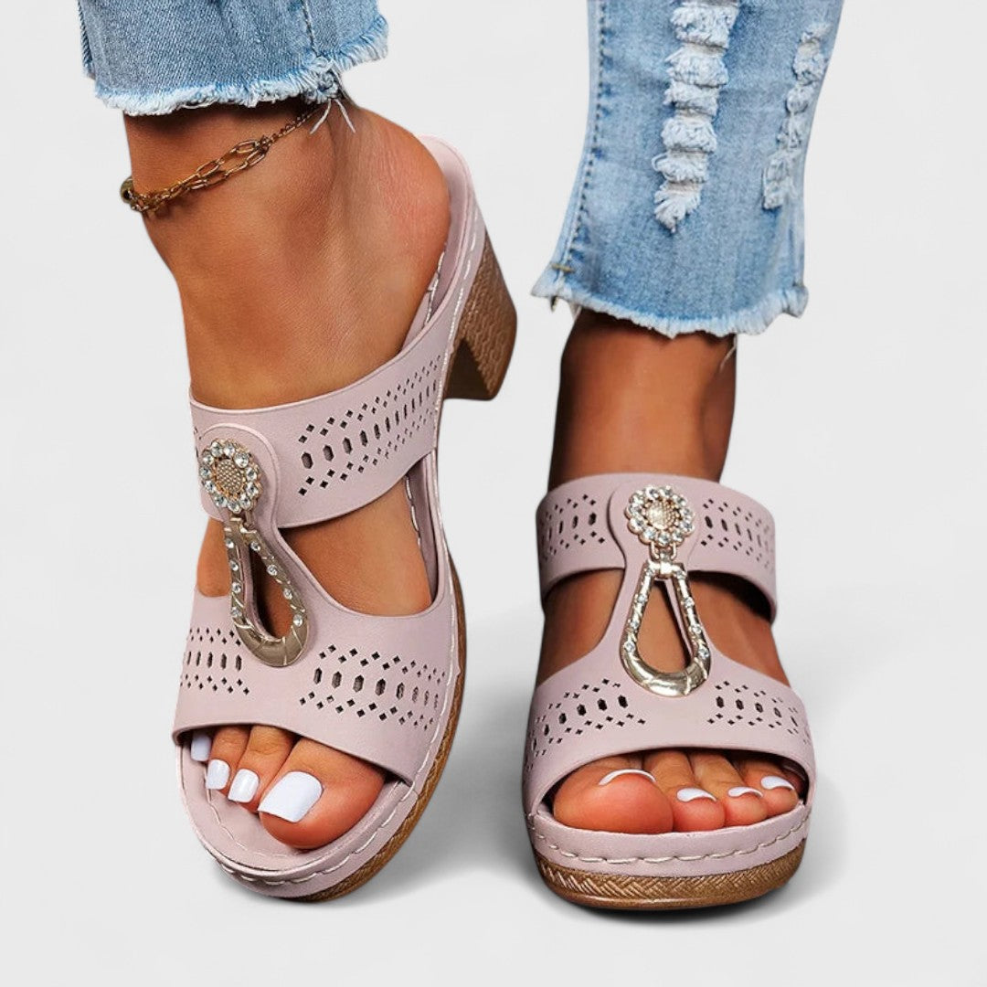 Vlastа - Elegáns és Kényelmes Ortopéd Szandálok