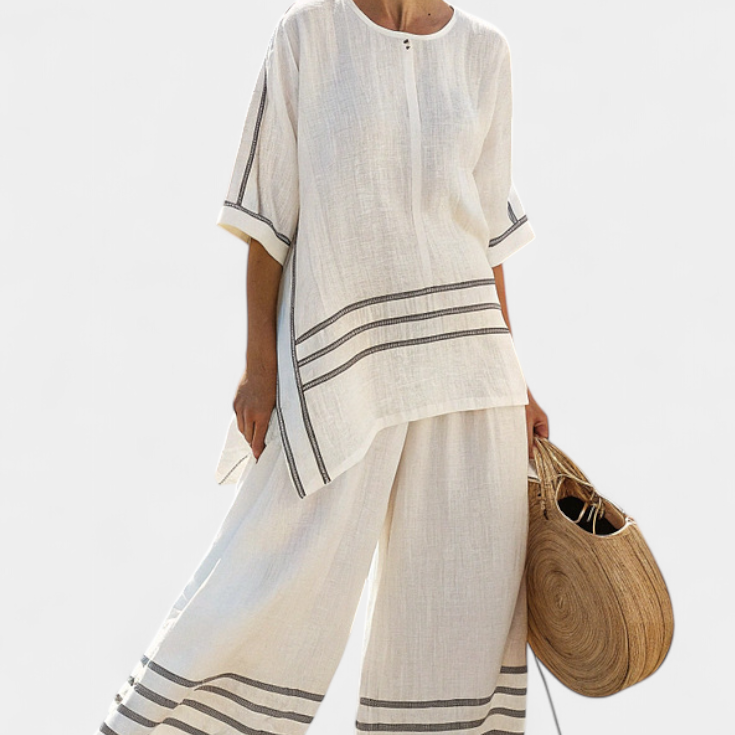 Széles csíkos, aszimmetrikus szabású overall - modern és kényelmes stílus