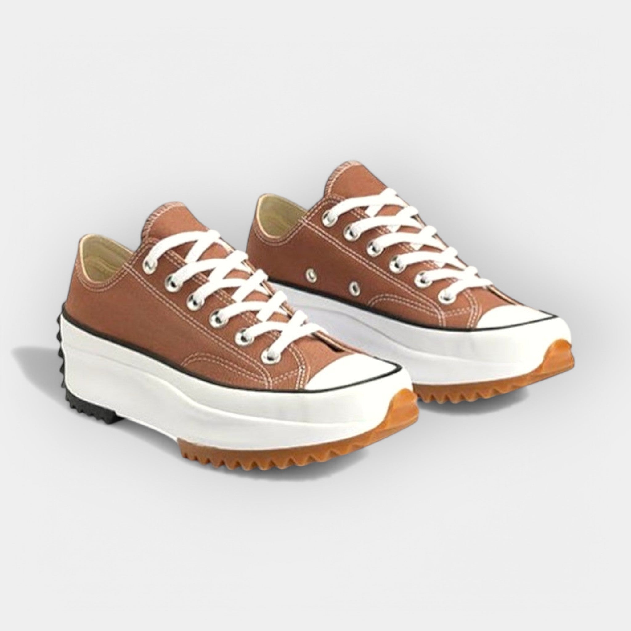 Modern sportcipők vastag talppal