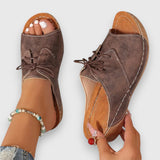 Saszkia – Vintage stílusú szandál