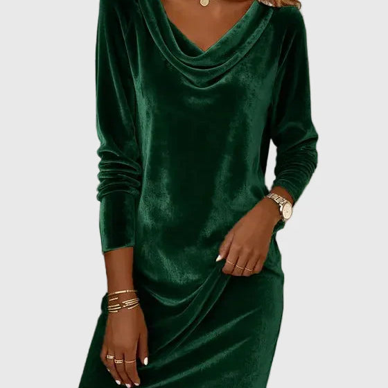 Zsófia - Laza Fazonú Velúr Ruha