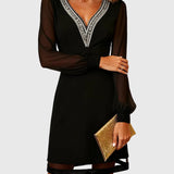 Karcsúsító Ruha V-nyakkal és Betétekkel